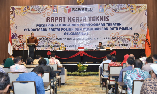 Kunjungan Kerja ke-Jatim, Totok Monitoring Pelaksanaan Seleksi Anggota Bawaslu Provinsi