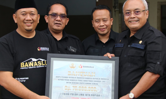 Serahkan Bantuan, Gunawan Harap Percepat Pemulihan Pasca Bencana