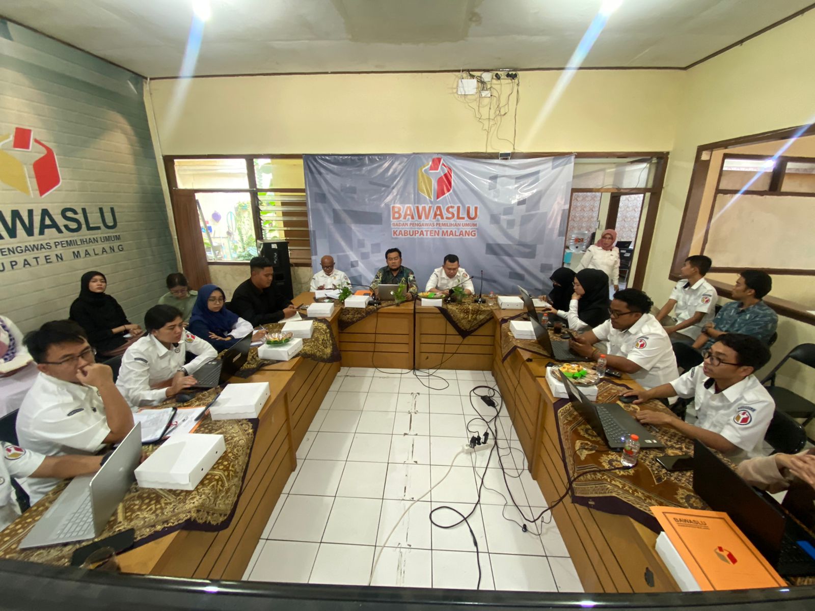 Bawaslu Kabupaten Malang Lakukan Evaluasi Pengawasan Verifikasi Partai Politik Calon Peserta Pemilu Tahun 2024