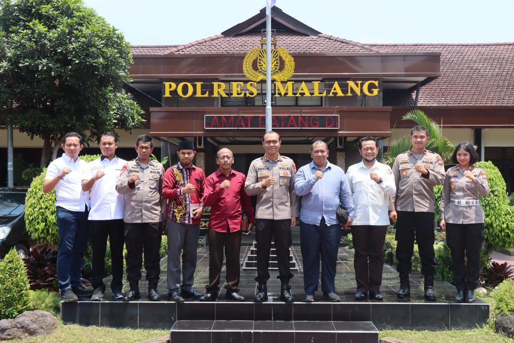 Foto bersama dengan Anggota Polres Malang