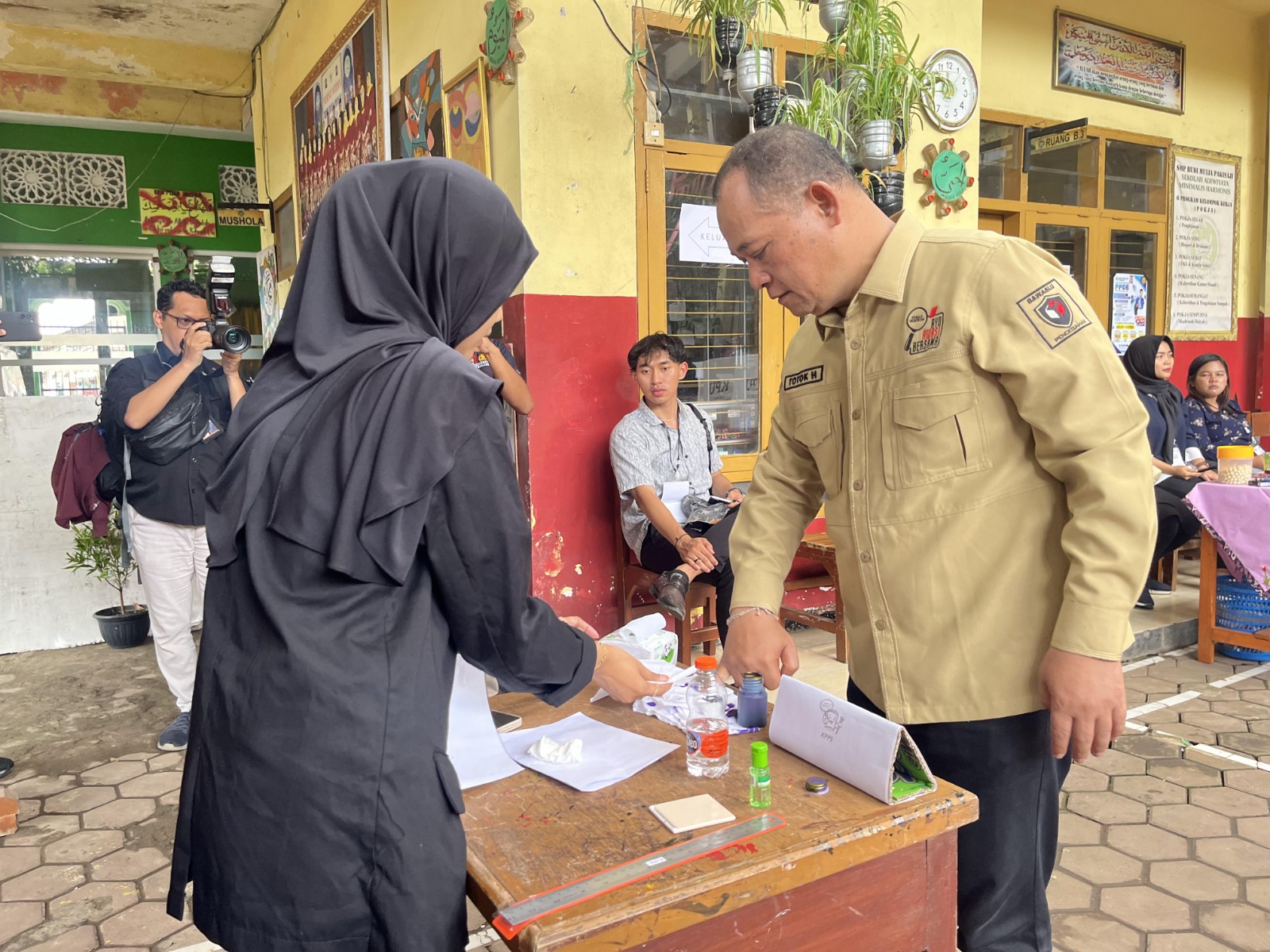 Dokumentasi Totok Pencoblosan di Pakisaji