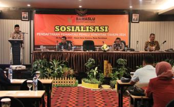 Undang 33 Organisasi, Bawaslu Jatim Sosialisasi Pemantau Pemilu