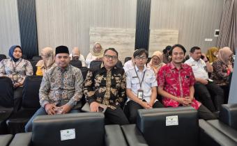 Koordinator Divisi Hukum dan Penyelesaian Sengketa Bawaslu Kabupaten Malang, Tobias Gula Aran, SH.MH, hadir dalam Kuliah Tamu dan Launching Canmore School Indonesia